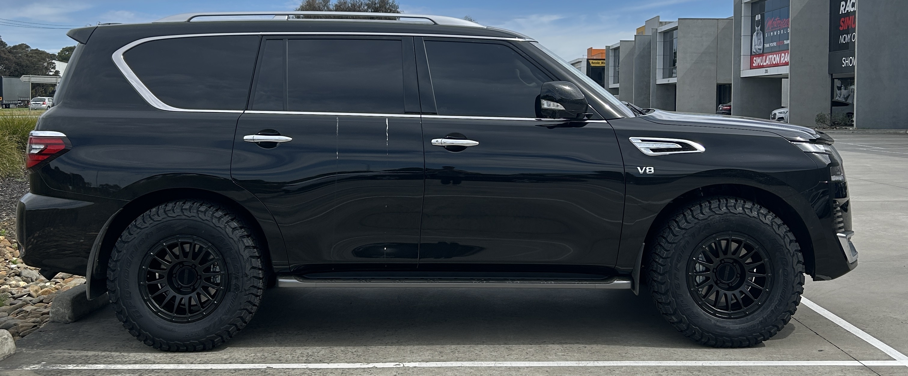NISSAN PATROL WITH METHOD 314 MATTE BLACK WHEELS |  | NISSAN