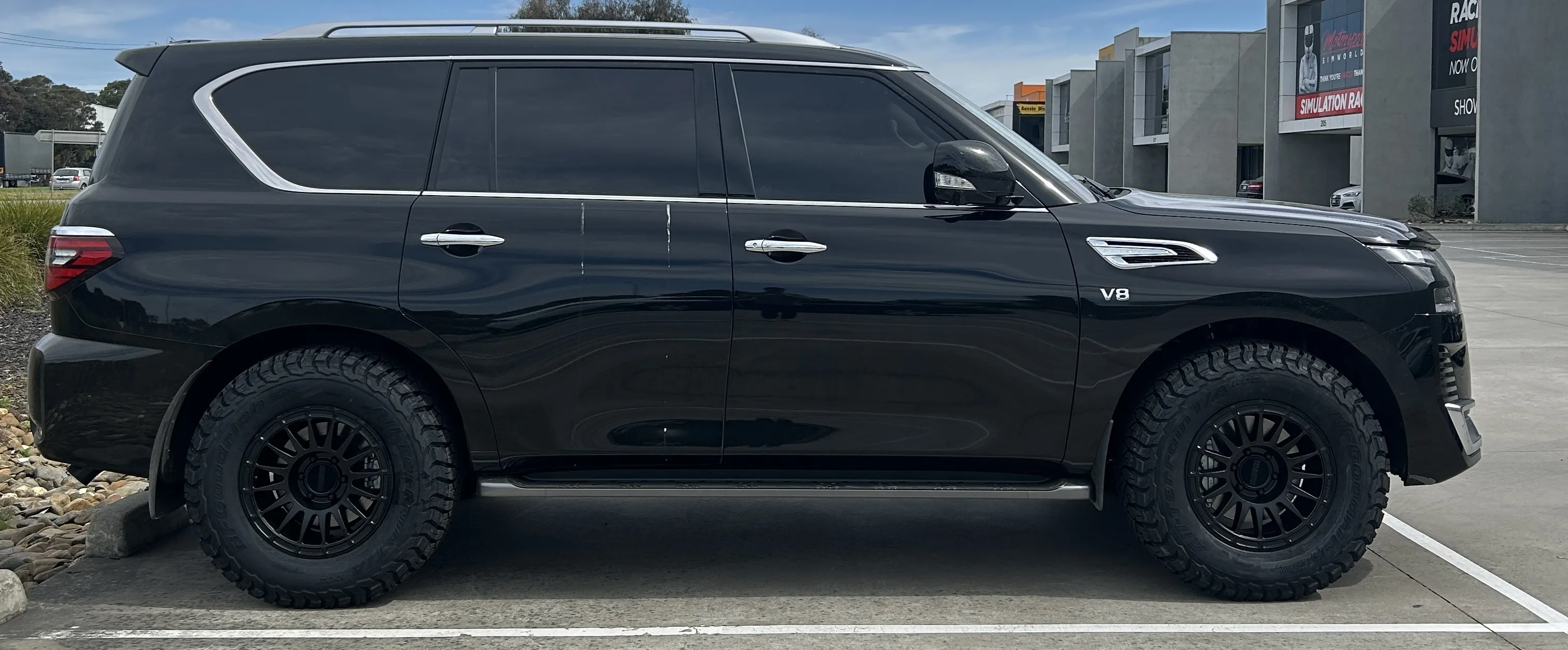 NISSAN PATROL WITH METHOD 314 MATTE BLACK WHEELS |  | NISSAN