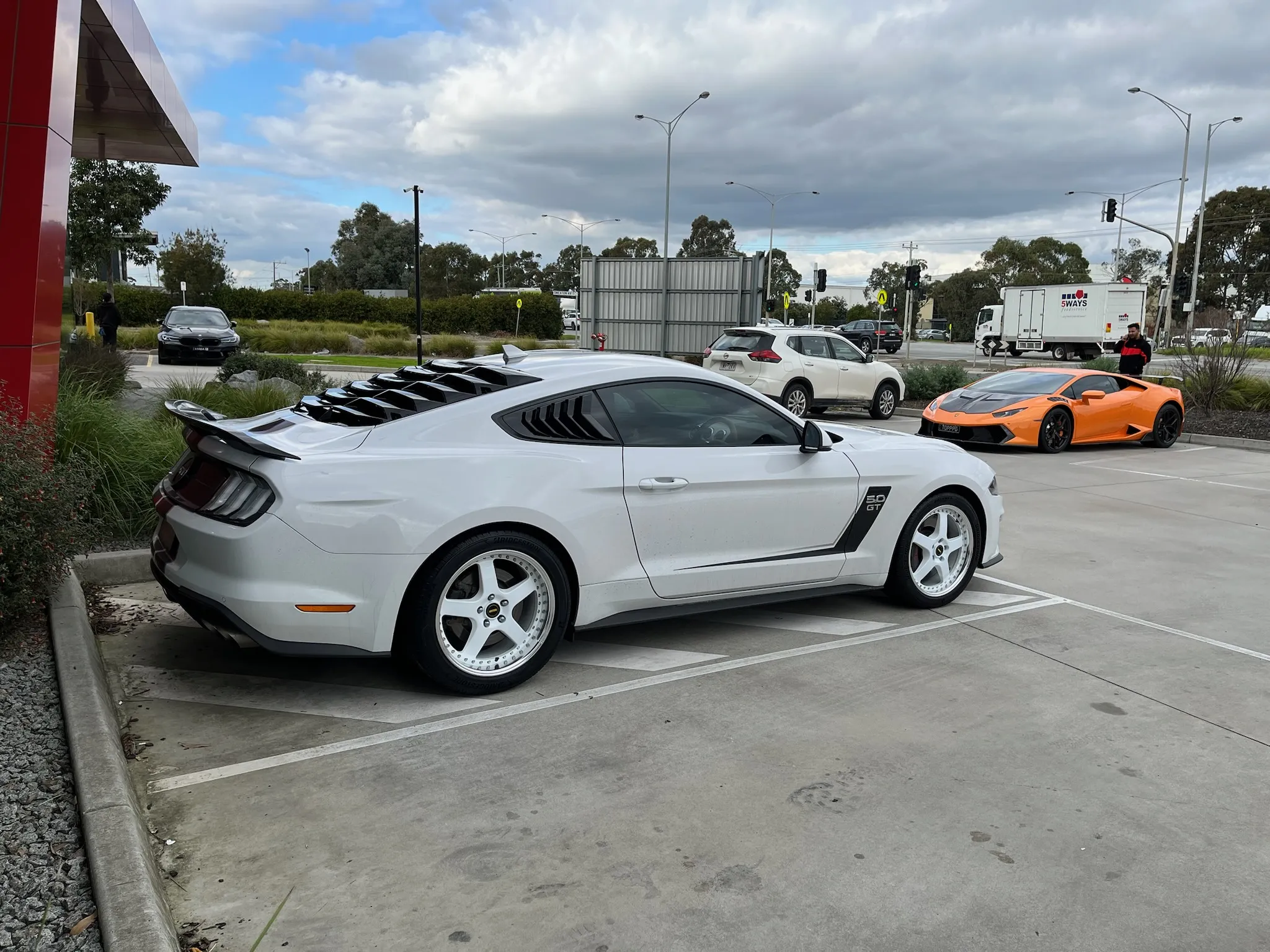 FORD MUSTANG with SIMMONS FR1 20 INCH STAGGERED WHITE GLOSS