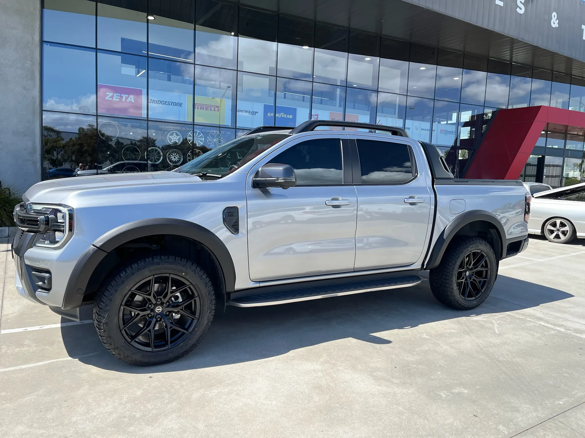 FORD RANGER with GFS1 20 inch wheels