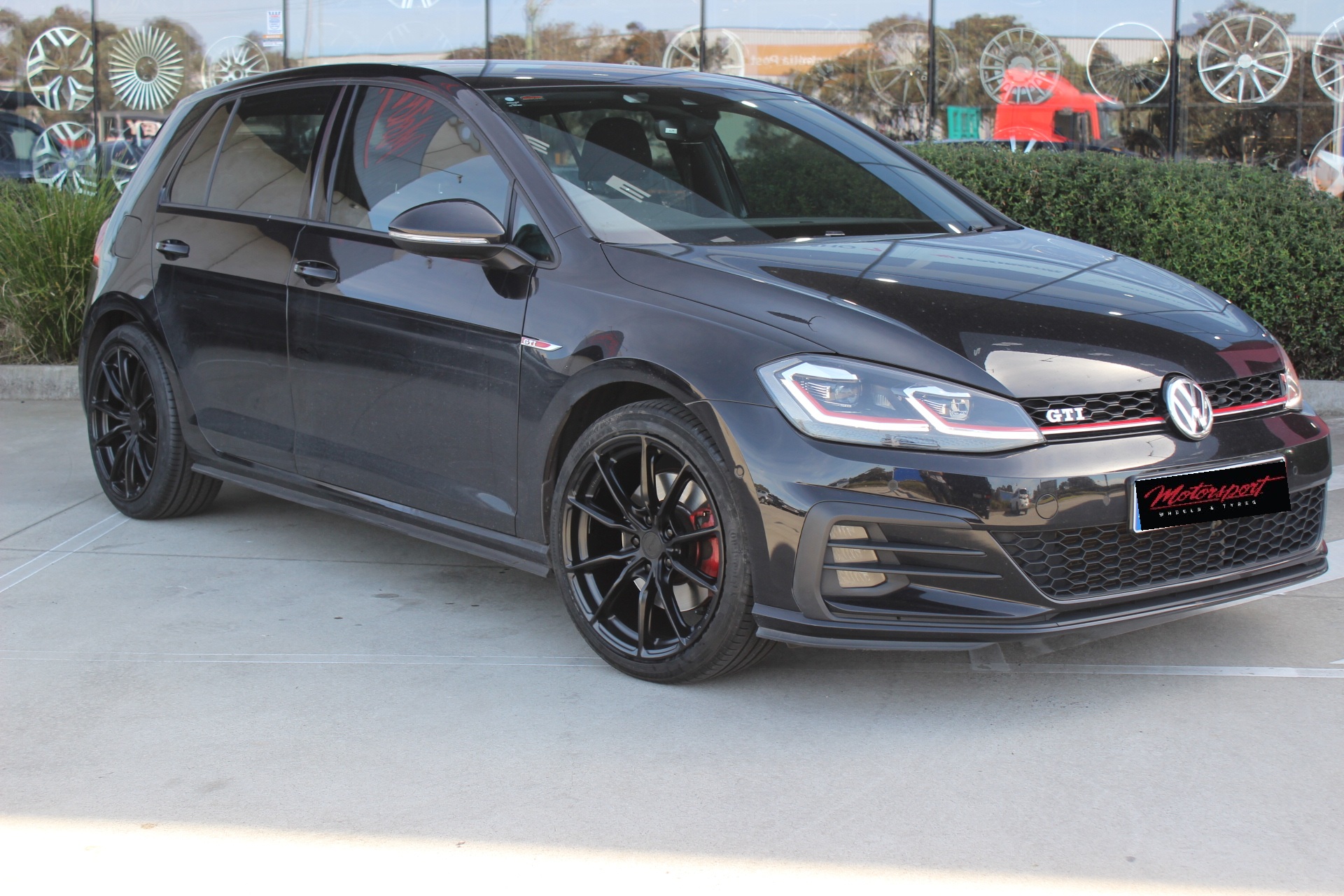 GOLF GTI WITH SATIN BLACK GTFORM VENUS WHEELS |  | VOLKSWAGEN