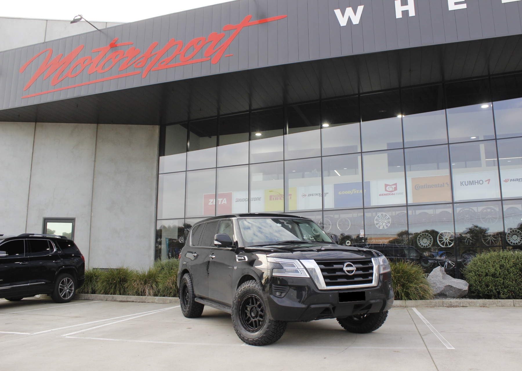 Y62 PATROL WITH BLACK KMC MESA WHEELS |  | NISSAN