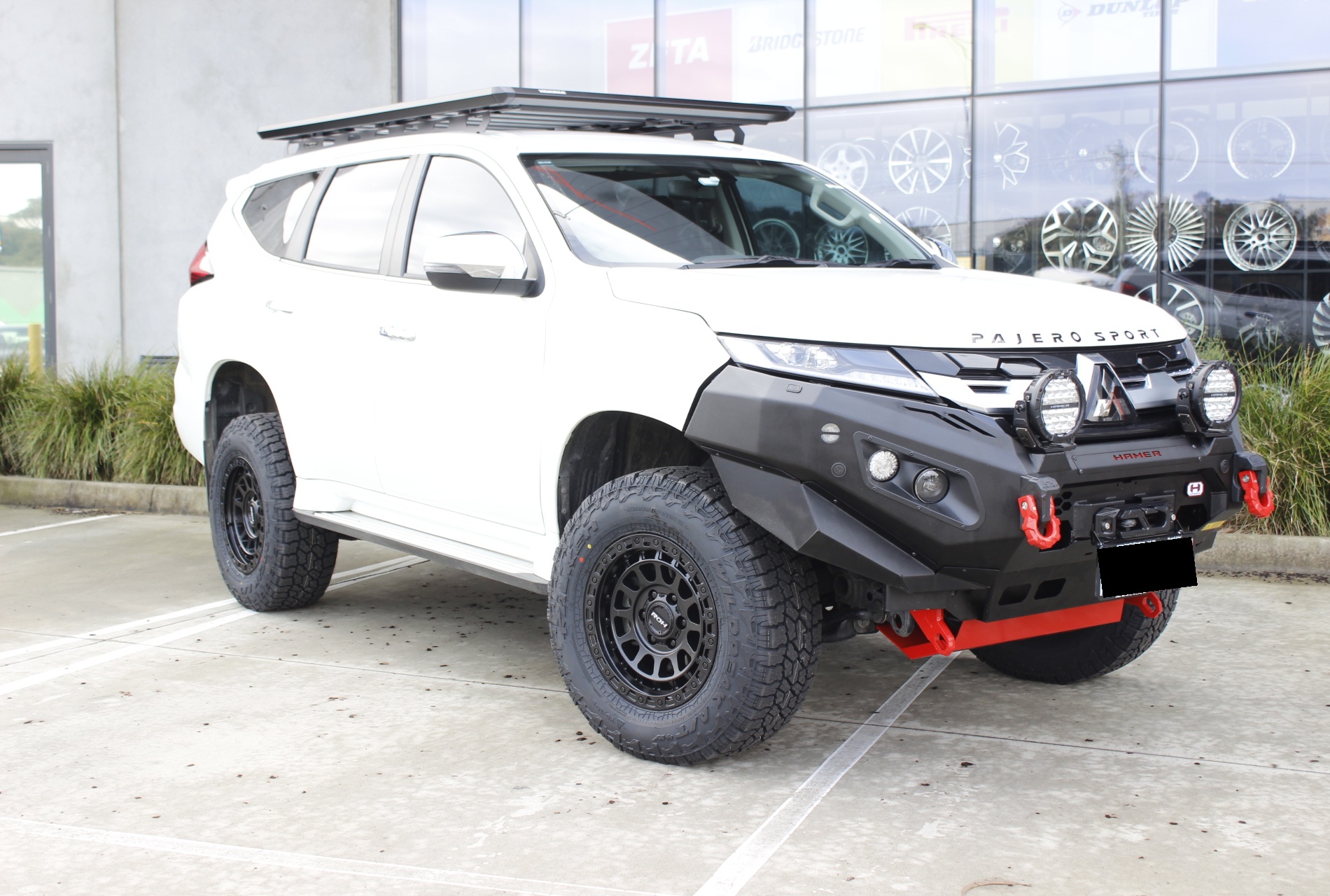 PAJERO SPORT WITH MATTE BLACK ROH ASSAULT WHEELS | MITSUBISHI
