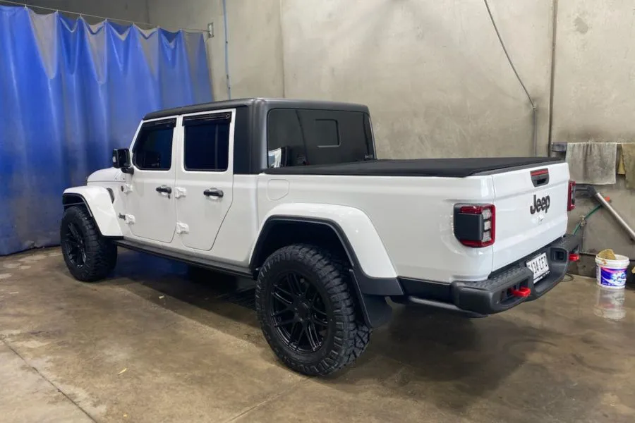 JEEP GLADIATOR with EURO 20X10 and 35