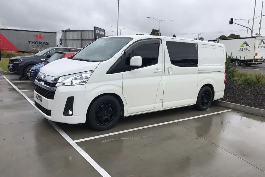 TOYOTA HIACE with ROH TORQUE 17 inch WHEELS |  | TOYOTA