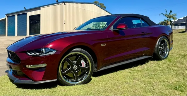 MUSTANG WITH 20 INCH BLACK VERTINI DRIFTS |  | FORD