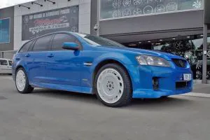 HOLDEN VE COMMODORE with HDT AERO 19 INCH WHITE |  | HOLDEN 