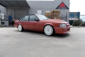HOLDEN VK COMMODORE with HDT AERO  |  | HOLDEN