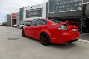 HOLDEN VE COMMODORE with SPEEDY TRACK |  | HOLDEN