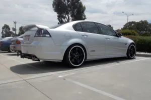 HOLDEN VE COMMODORE with LENSO D1R BLACK  |  | HOLDEN