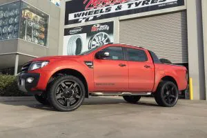 FORD RANGER with KMC ROCKSTAR XD2 22 | FORD