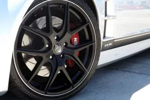 HSV WITH HR-762  | HOLDEN 