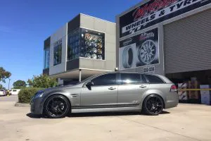 HOLDEN COMMODORE WAGON with 20 | HOLDEN