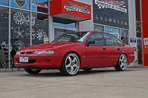 HOLDEN COMMODORE VR WITH R1 WHEELS  |  | HOLDEN 