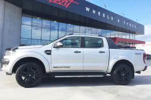 FORD RANGER WITH 20X9 FUEL BUMP | FORD