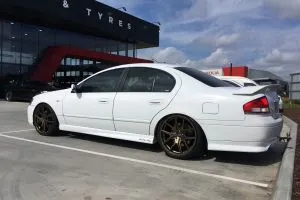 FORD FALCON XR6 WITH 20 INCH H-762 WHEELS | FORD