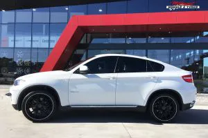BMW X6 WITH 22X9 M-02 WHEELS | BMW