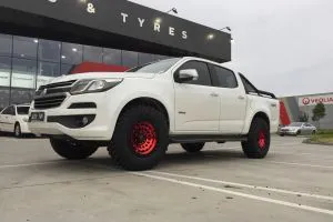 HOLDEN COLORADO WITH 17X9 GLOSS RED FUEL ZEPHYR WHEELS |  | HOLDEN