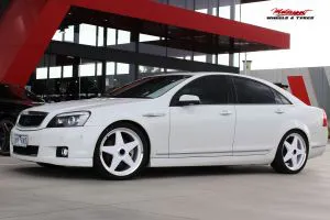HOLDEN STATESMAN WITH 20X8.5 WHITE STAR WHEELS | HOLDEN