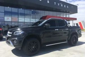 MERCEDES BENZ X WITH 20 INCH FUEL SLEDGE WHEELS | MERCEDES