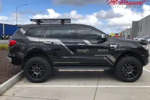 FORD EVEREST WITH 18 INCH ROH TROPHY WHEELS |  | FORD