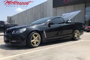 HOLDEN VF SSV UTE WITH VERTINI DRIFT GOLD MACHINED LIP WHEELS |  | HOLDEN