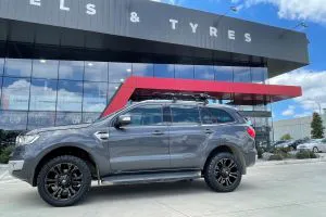 FORD EVEREST with FUEL VAPOR 20 inch wheels | FORD